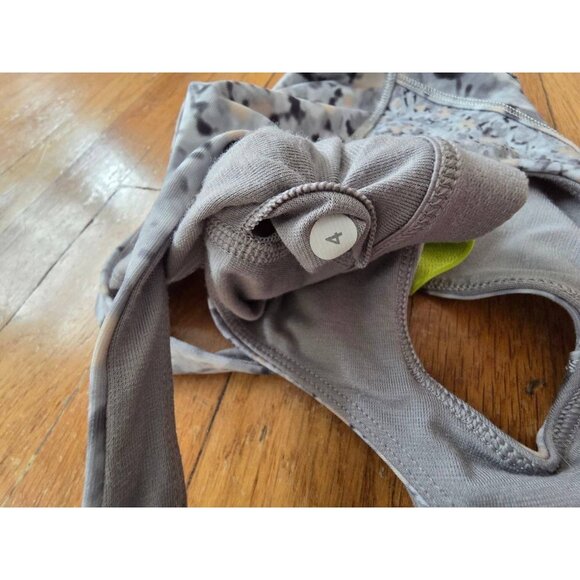 LULULEMON TOP FLEUR SILVER SPOON GRAY RACERBACK FITNESS SPORTS BRA Top 4 A001090 - Picture 4 of 4